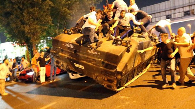 Halkın Darbeye Karşı Direnişi (FOTO) 5