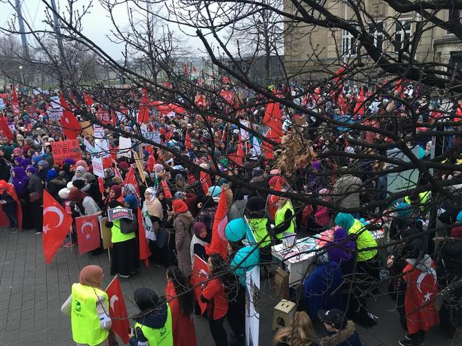 Halep'teki Katliamlar Almanya’da Protesto Edildi! 19