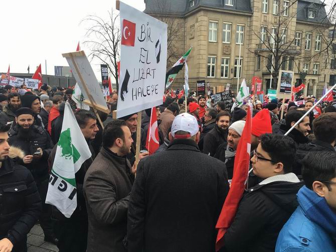 Halep'teki Katliamlar Almanya’da Protesto Edildi! 2