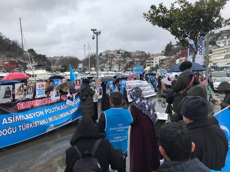 Çin’in Doğu Türkistanlı kadınlara yönelik zulümler İstanbul’da protesto 6