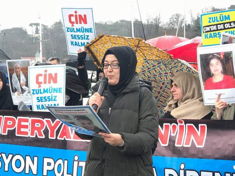 Çin’in Doğu Türkistanlı kadınlara yönelik zulümler İstanbul’da protesto 8