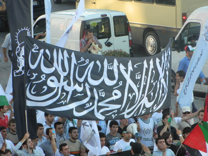 On Binler Fatih’te Kudüs ve Mavi Marmara İçin Yürüyor 21