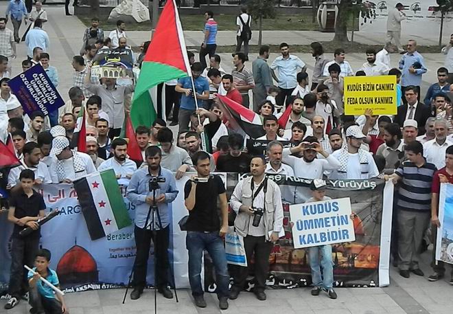 Fatih’te “Kudüs’e Küresel Yürüyüş” Eylemi 23