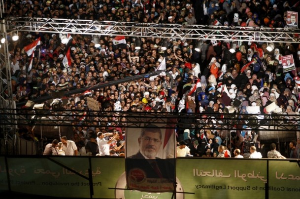 Müslüman Kardeşler Meydanları Terketmiyor, Direniyor! 10