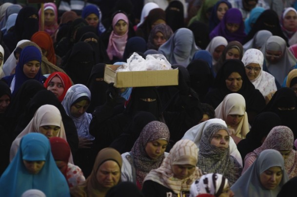 Müslüman Kardeşler Meydanları Terketmiyor, Direniyor! 13