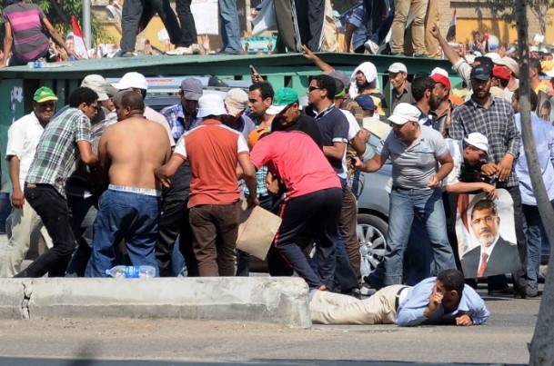 Mısırda Darbeye Karşı Direniş Sürüyor! 13