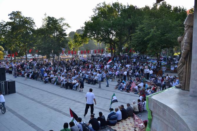 Grup Yürüyüşten Mısır ve Suriye Dayanışma Konseri 10