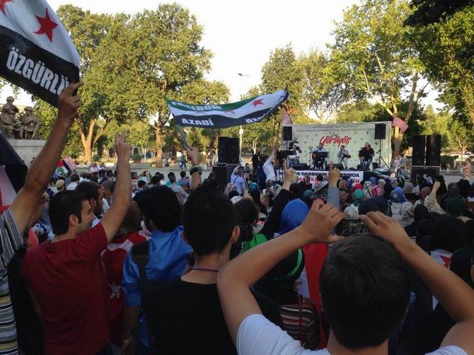 Grup Yürüyüşten Mısır ve Suriye Dayanışma Konseri 30