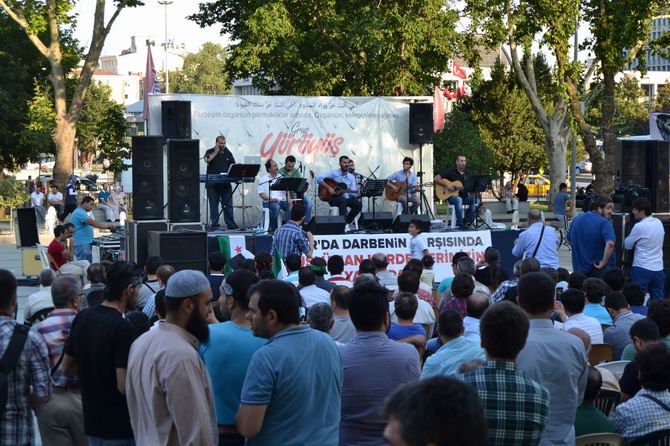 Grup Yürüyüşten Mısır ve Suriye Dayanışma Konseri 6