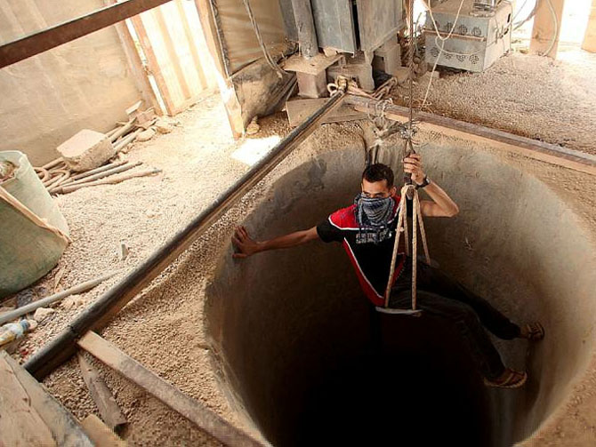 Mısır Darbesi, Gazze’nin Can Damarlarını Kuruttu 11