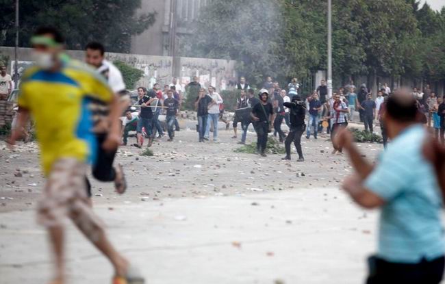 Mısır Adeviyye Meydanında Katliam 31