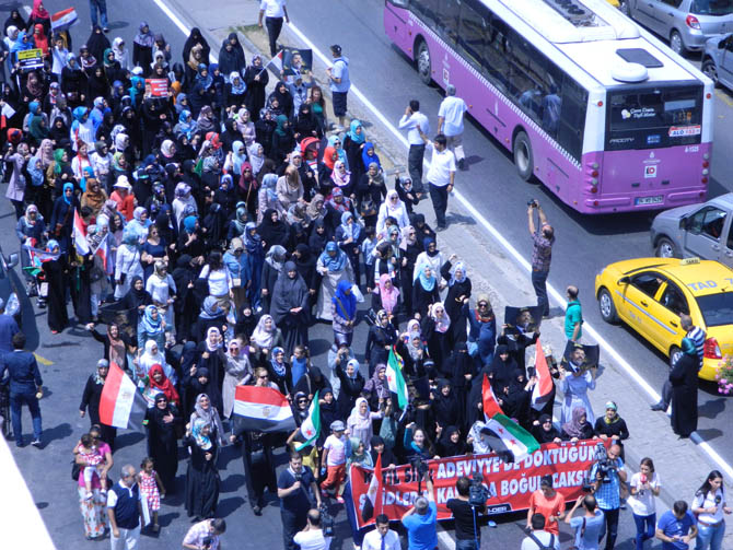 Fatihte Binler Mısır Katliamını Lanetledi 13