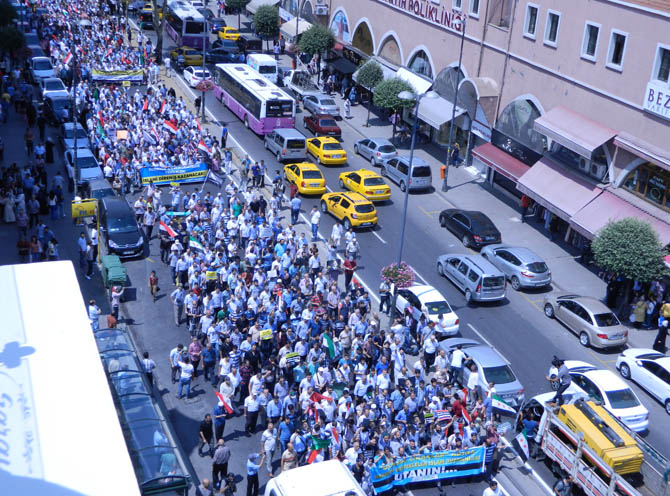 Fatihte Binler Mısır Katliamını Lanetledi 17