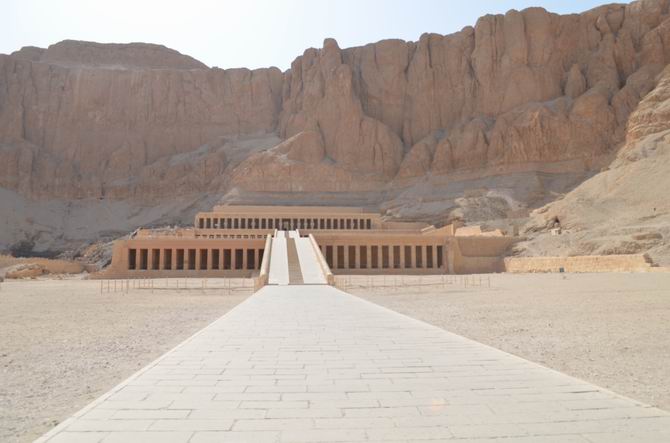 Cidde’den Mısır’a Gezi Günlüğü - 4 Muhsin Ö. Mengüşoğlu 31