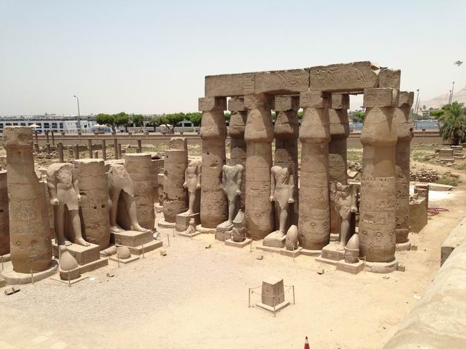 Cidde’den Mısır’a Gezi Günlüğü - 4 Muhsin Ö. Mengüşoğlu 39