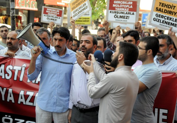 Diyarbakırda Özgür-Dere Yapılan Saldırı Protesto Edildi 2