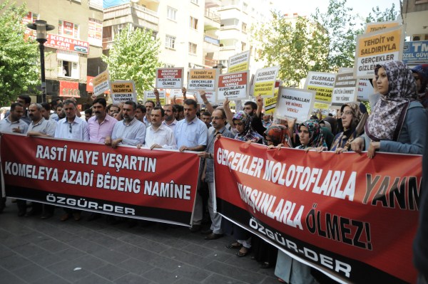 Diyarbakırda Özgür-Dere Yapılan Saldırı Protesto Edildi 6