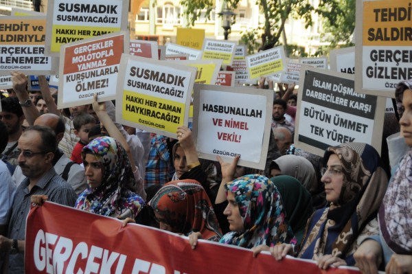 Diyarbakırda Özgür-Dere Yapılan Saldırı Protesto Edildi 8