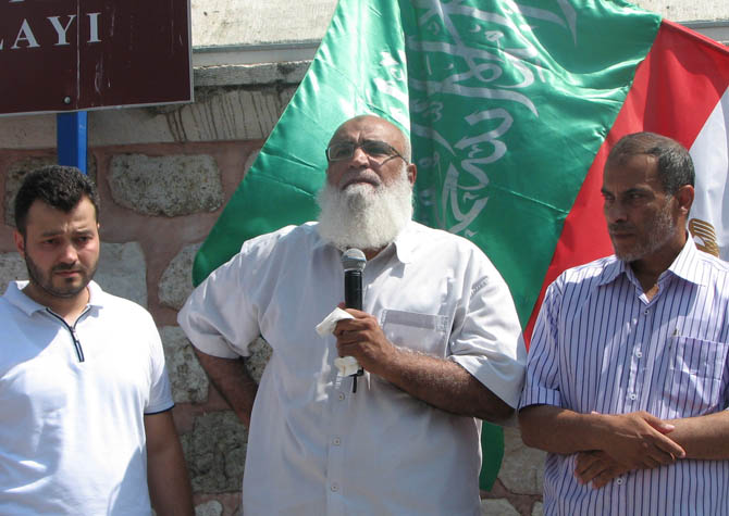 Mısırdaki Katliam Fatih Camiinde Protesto Edildi 15