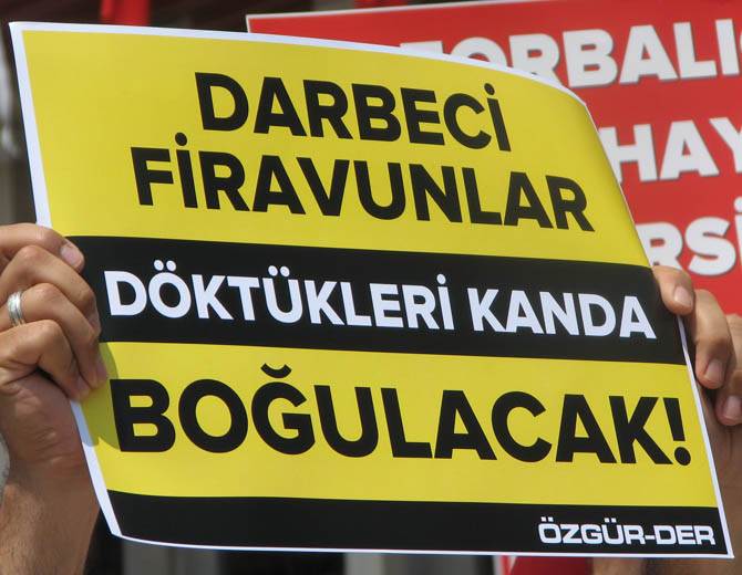 Mısırdaki Katliam Fatih Camiinde Protesto Edildi 9