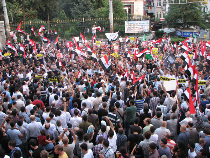 Mısır Katliamı İstiklal Caddesinde Protesto Edildi 6
