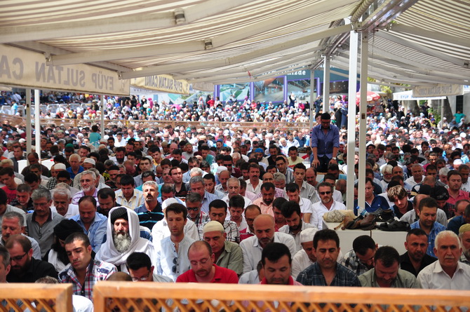 Mısır Katliamı Eyüpte Protesto Edildi 10