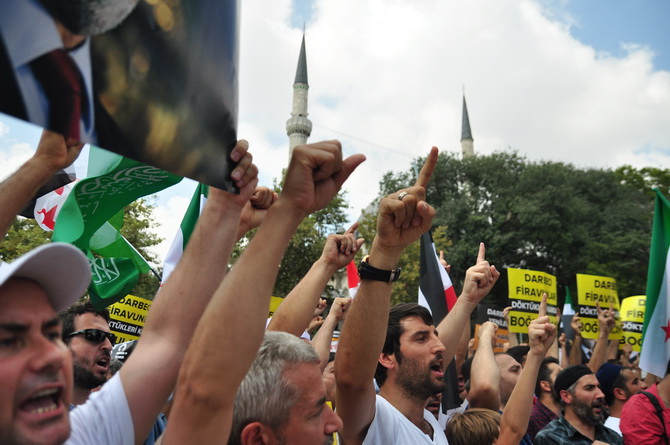 Mısır Katliamı Eyüpte Protesto Edildi 21
