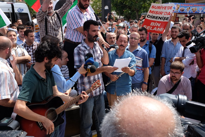 Mısır Katliamı Eyüpte Protesto Edildi 37