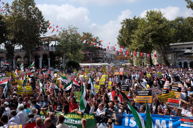 Mısır Katliamı Eyüpte Protesto Edildi 38