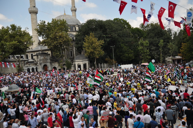 Mısır Katliamı Eyüpte Protesto Edildi 13
