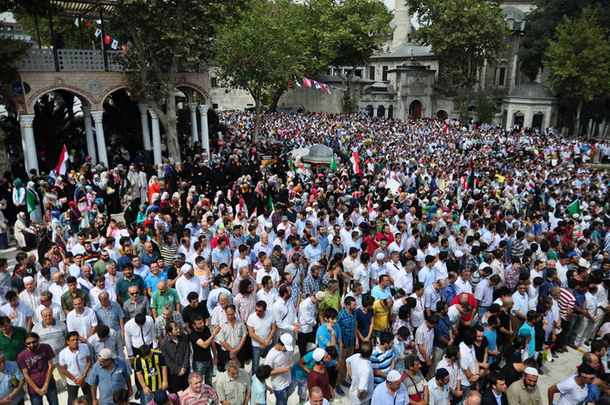 Mısır Katliamı Eyüpte Protesto Edildi 15