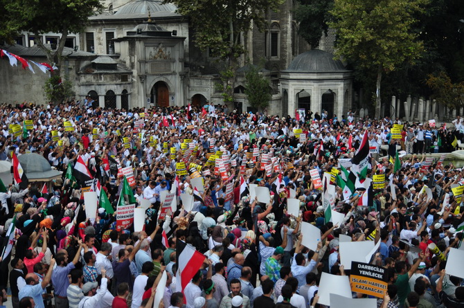 Mısır Katliamı Eyüpte Protesto Edildi 3