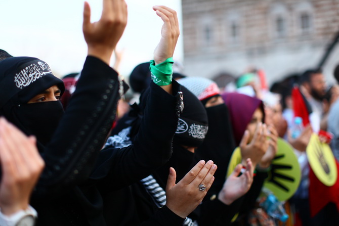 Eminönünde Mısır Cuntasına Lanet Eylemi 16