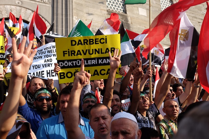 Eminönünde Mısır Cuntasına Lanet Eylemi 35