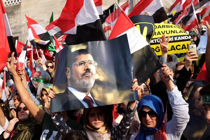 Eminönünde Mısır Cuntasına Lanet Eylemi 36