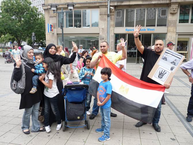 Almanya’da Mısır ve Suriye Direnişine Destek Eylemleri 3