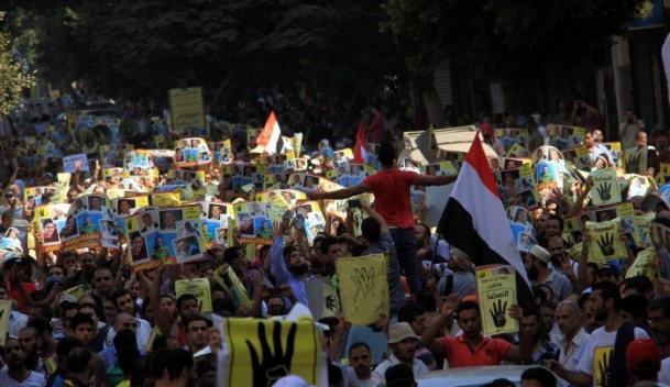 Mısırda Halk Devrimini Yeniden Kazanıyor 18
