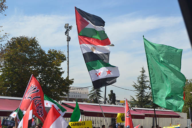 Fatih Camiinde Mısır ve Suriye Eylemi Yapıldı 11