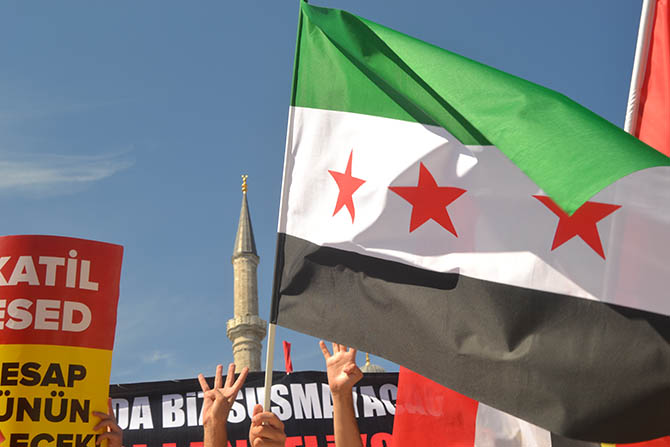 Fatih Camiinde Mısır ve Suriye Eylemi Yapıldı 19