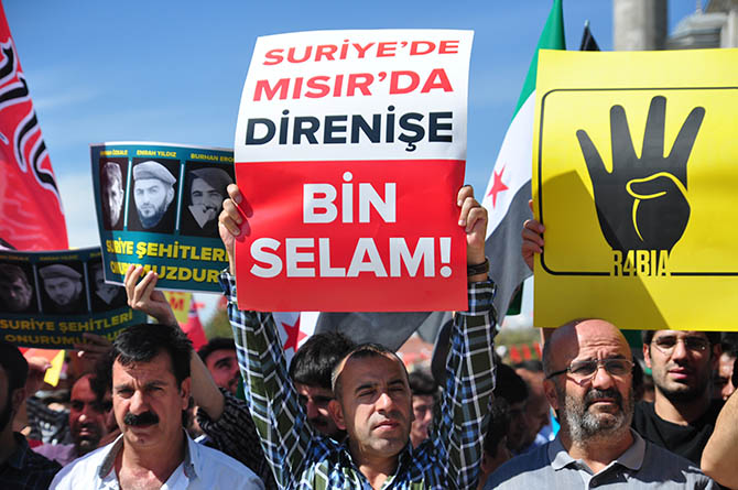 Fatih Camiinde Mısır ve Suriye Eylemi Yapıldı 23