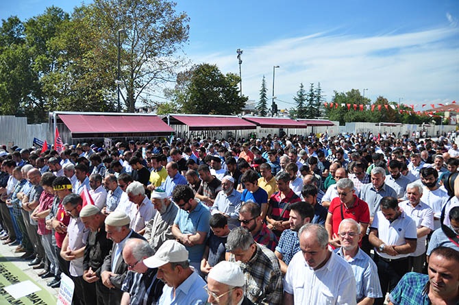 Fatih Camiinde Mısır ve Suriye Eylemi Yapıldı 25