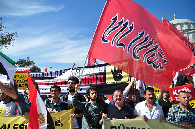 Fatih Camiinde Mısır ve Suriye Eylemi Yapıldı 34