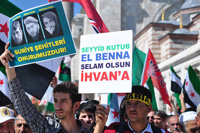 Fatih Camii’nde ABD, Rusya ve İran Protestosu 22