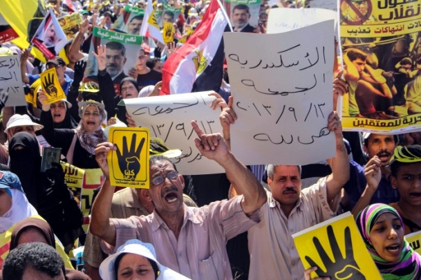 Mısır’da “Şehitlerin Kanına Vefa” Gösterileri 18