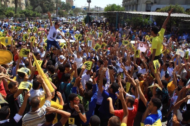 Mısır’da “Şehitlerin Kanına Vefa” Gösterileri 33