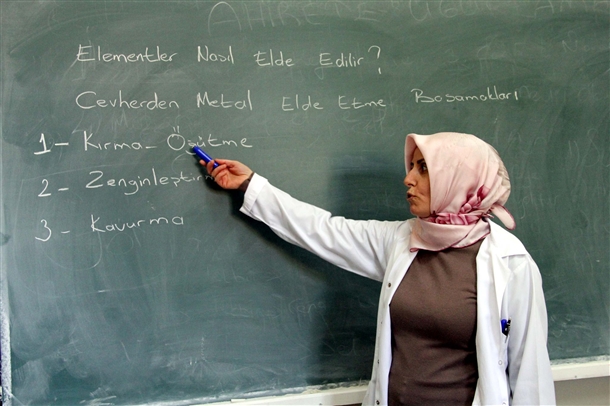 Okullarda Başörtüsü Serbestliği Böyle Görüntülendi 5