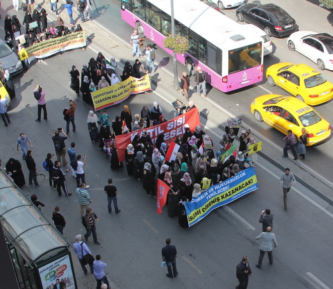 Fatih’te Mısır Cuntası Lanetlendi 21