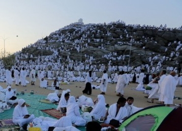 Milyonlar Arafat'ta 12