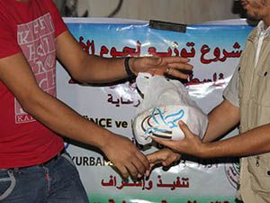 Özgür-Der Mensuplarının Kurbanları Gazze'de Kesildi