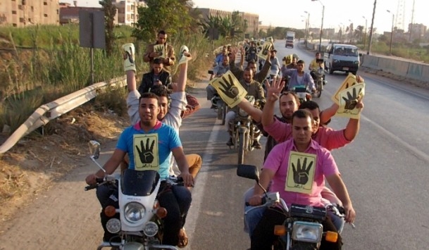 Mısır'da "Gösteri Kanunu'na" Karşı Gösteri 8